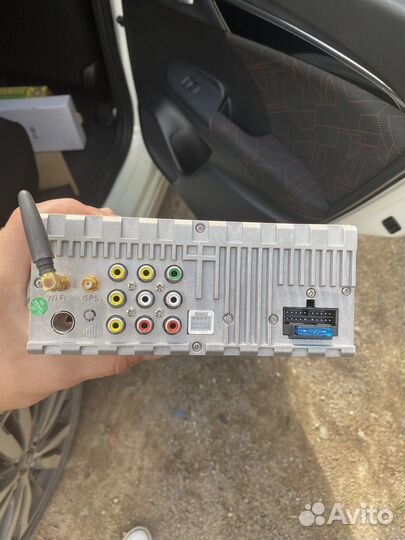 Сенсорная магнитола