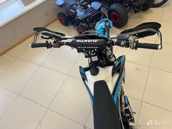 Мотоцикл Avantis Enduro 250 EFI Exclusive (PR300/1