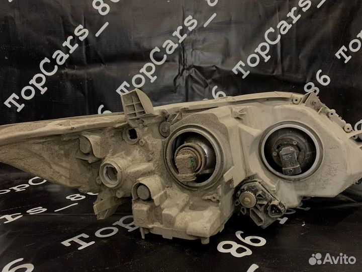 Фары Toyota Camry