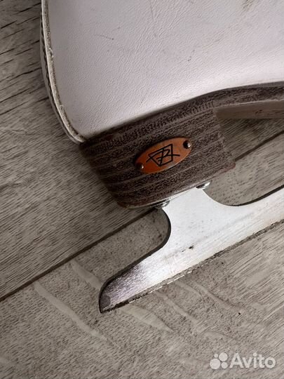 Коньки фигурные Riedell 27 размер