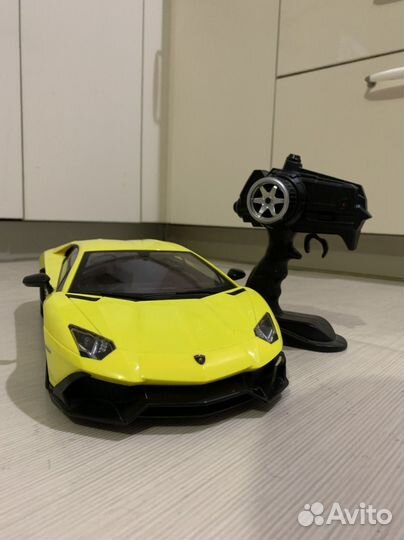 Машина на пульте управления