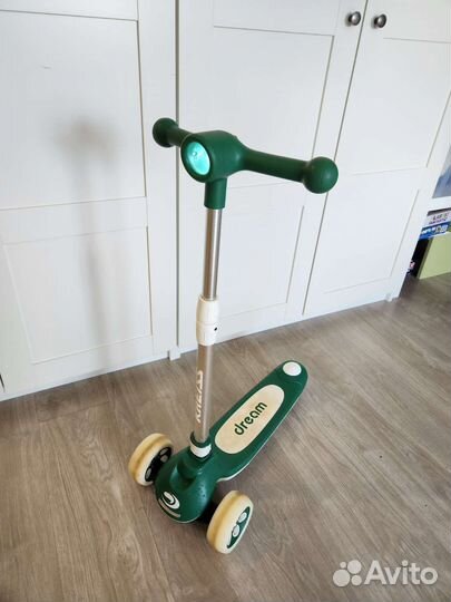 Самокат kreiss трёхколёсный с фонариком