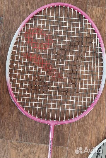 Ракетки для бадминтона