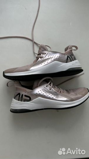 Кроссовки nike