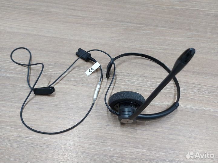 Гарнитура Plantronics Entera HW111N