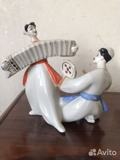 Статуэтки фарфоровые СССР