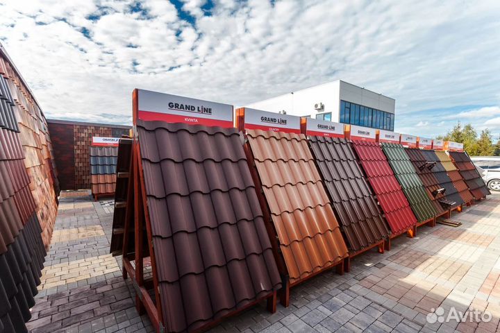 Металлочерепица камея Грандлайн 0,5 Satin RAL 9005