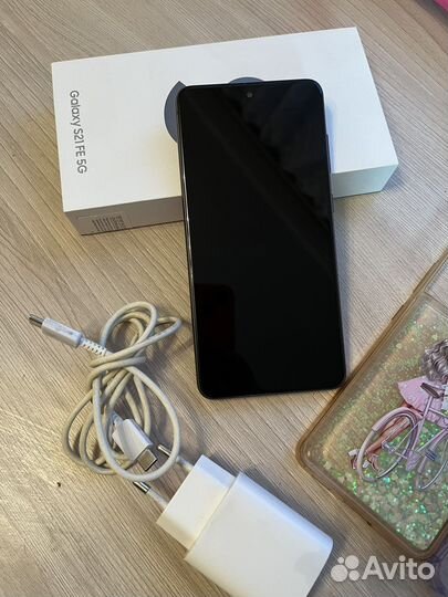 Телефон Samsung s21 FE 5G