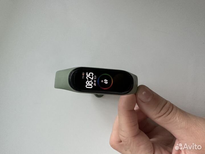 Фитнес браслет xiaomi mi band 4