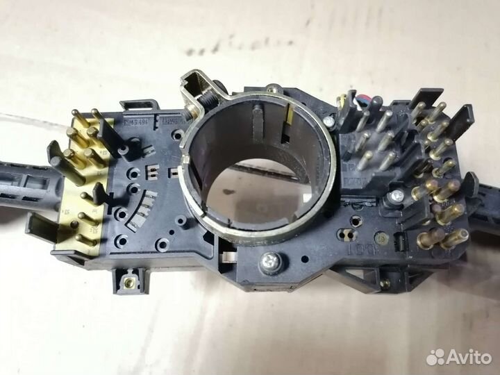 Подрулевой переключатель Audi A6 C4,VAG 4D0953513