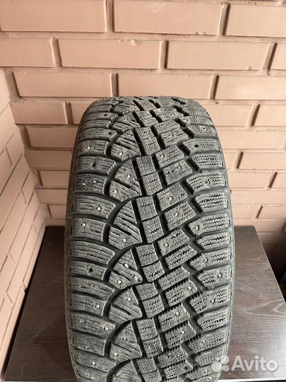 Continental IceContact 2 235/45 R17