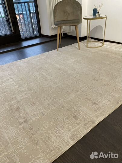 Ковер новый 1.6х2.3 молочный лофт ар-деко
