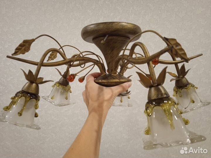 Люстра потолочная