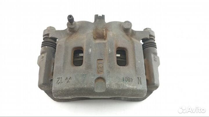 Суппорт передний левый Nissan Atlas SZ2F24 ZD30