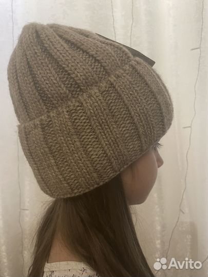Шапки новые от 300