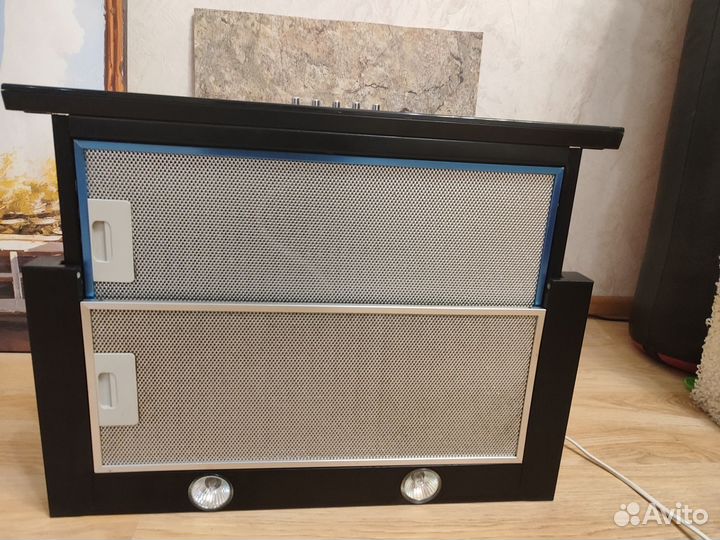 Вытяжка для кухни 60 см бу