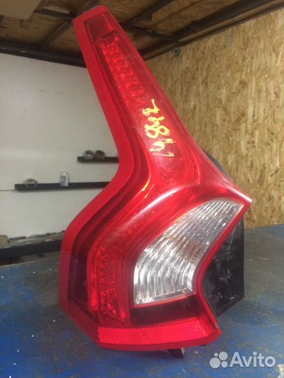 Вольво V60 Фонарь задний 31395928