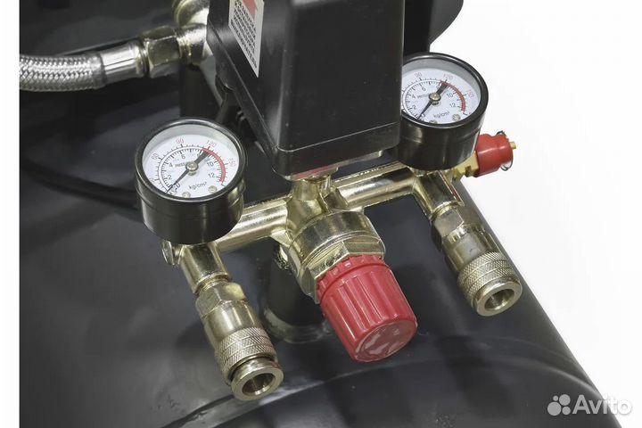 Компрессор 711лмин 100л