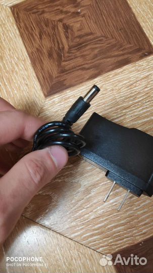 Блок питания 12v 1a новый
