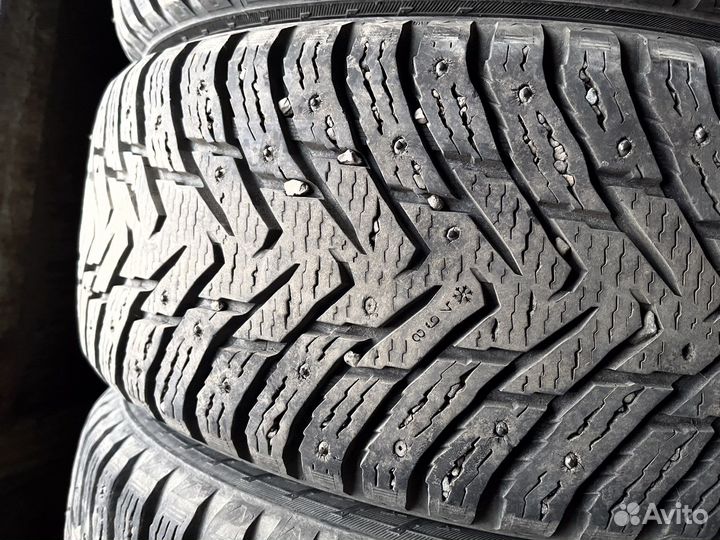Nokian Tyres Hakkapeliitta 8 SUV 225/60 R17 103V