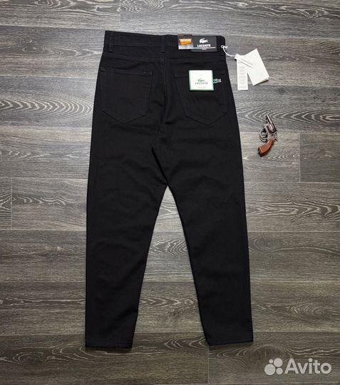 Джинсы Lacoste