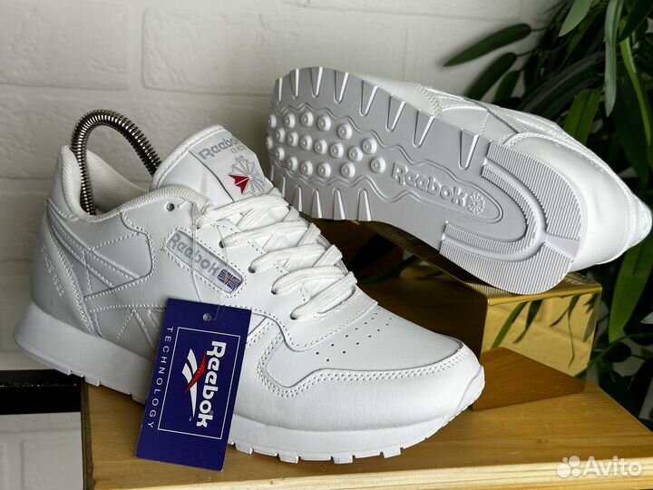 Кроссовки женские Reebok Classic 36-41 белые