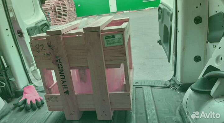 HX520L Гидромотор поворота Hyundai R 330-9