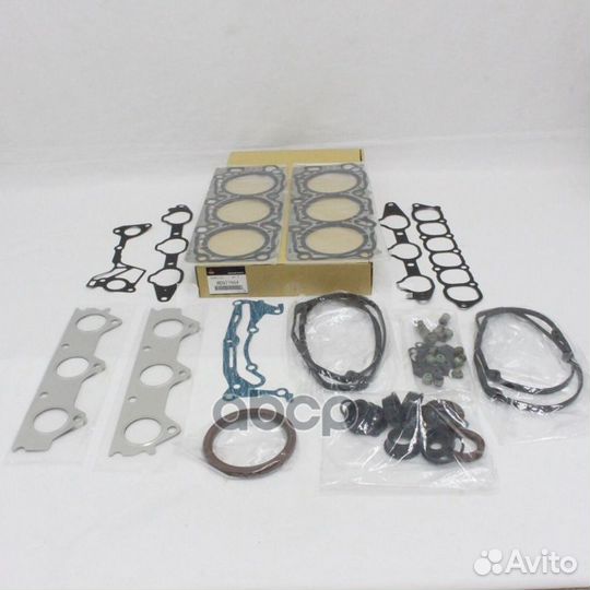 Ремкомплект двигателя MD977864 MD977864 mitsubishi