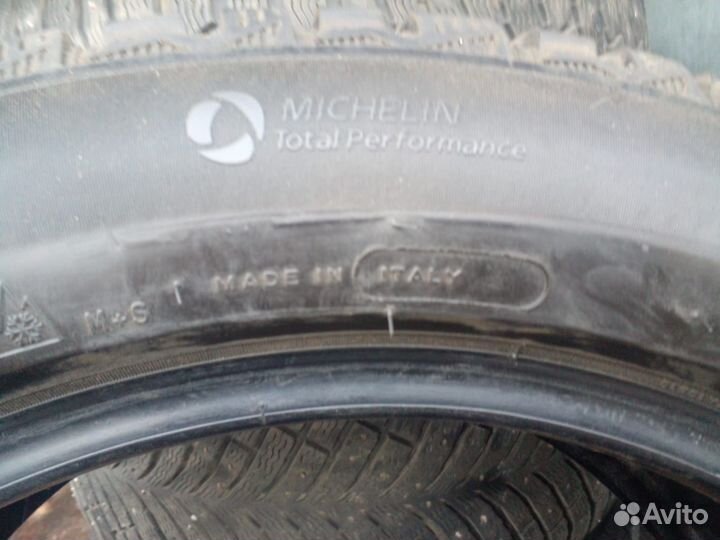 Michelin X-Ice North 4 245/50 R18 100H