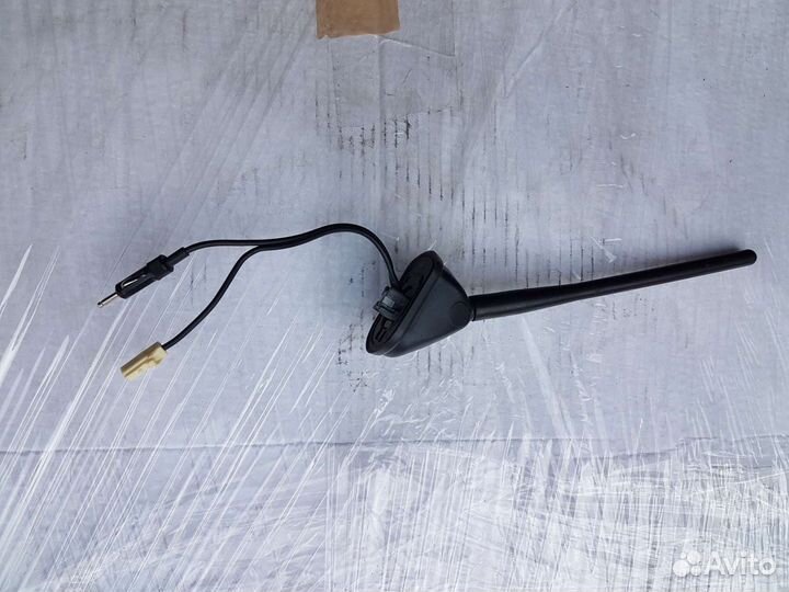 Антенна Mitsubishi Lancer 10