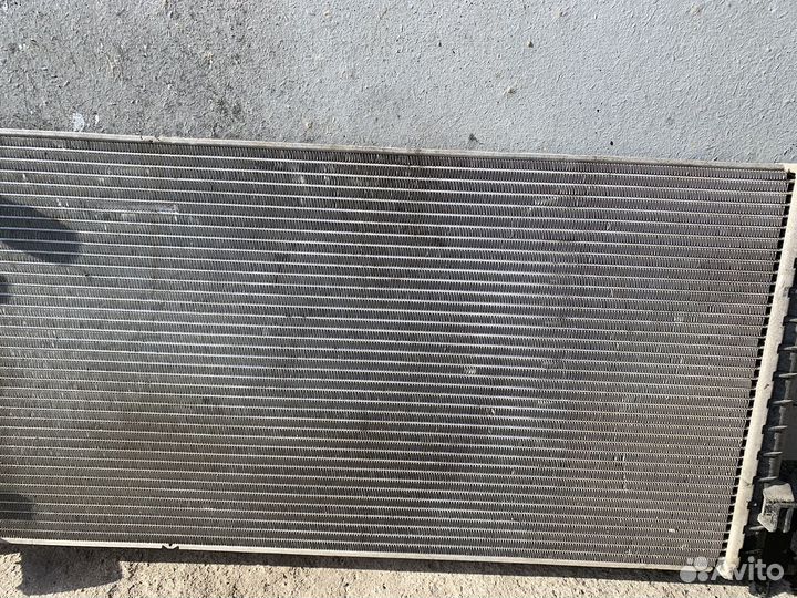 Радиатор охлаждения поло седан