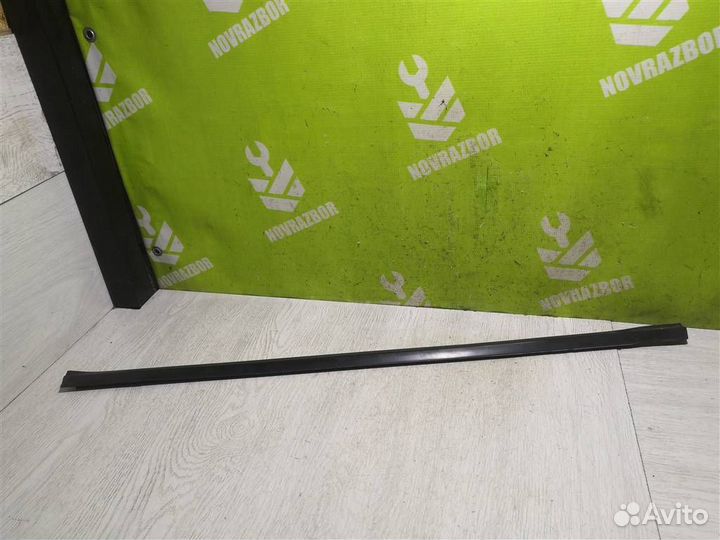 Уплотнитель стекла двери Киа рио 1