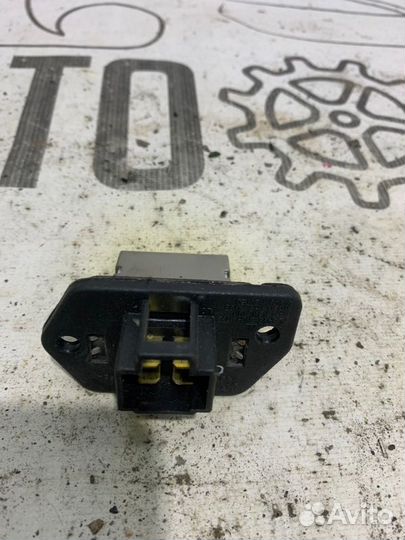 Резистор отопителя Nissan Almera Classic B10 QG16