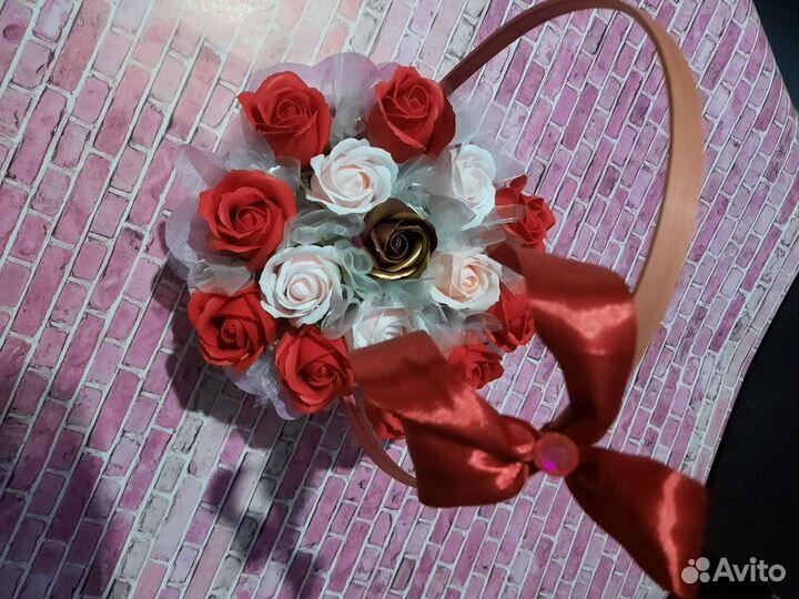 Букет из мыльных роз цветы подарок на 8 марта