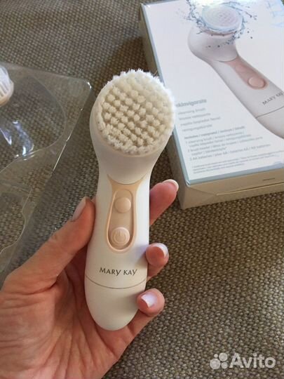 Щетка для лица Мэри Кэй