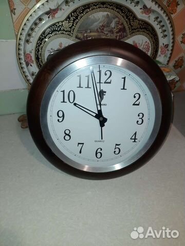 Часы кварцевые настенные
