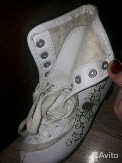 Коньки фигурные