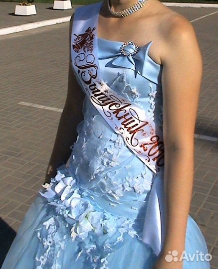 Вечернее платье