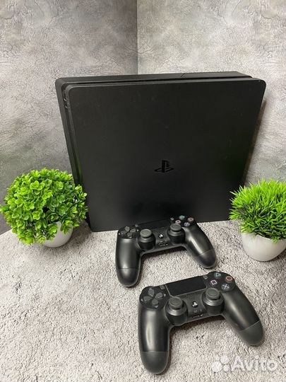 Ps4 slim 1 tb+ 2геймпада +700игр