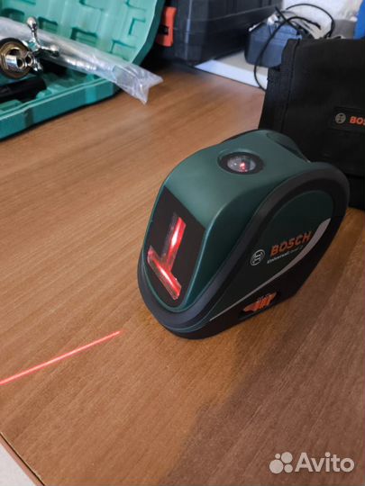 Лазерный уровень bosch бу