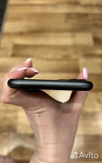 iPhone 11, 256 ГБ