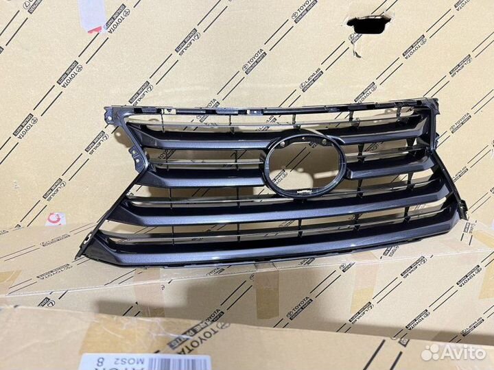 Решетка Lexus Nx