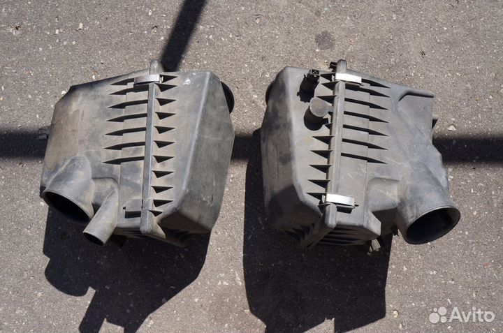 BMW E38 750 корпус воздушного фильтра правый