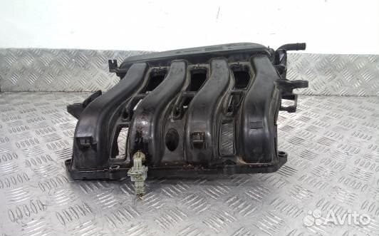 Впускной коллектор бензиновый renault megane 3 (OS