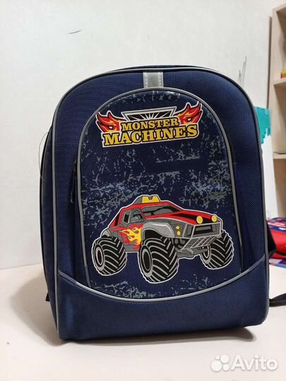 Школьный рюкзак