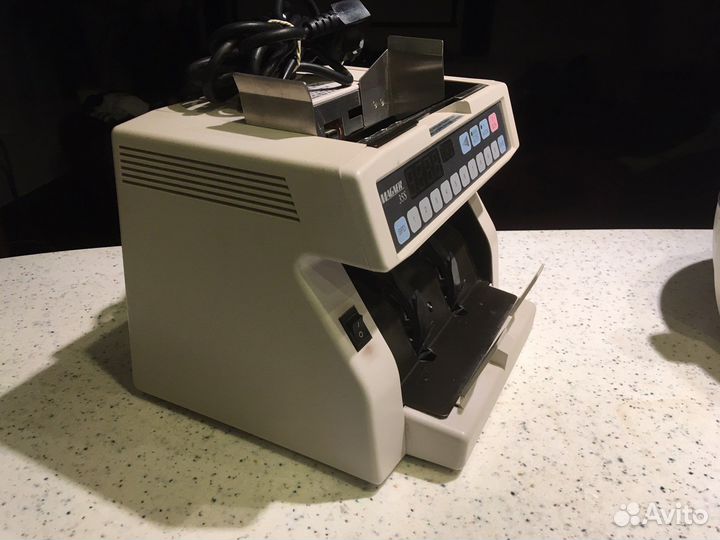 Cчётчик банкнот Magner 35s, Япония