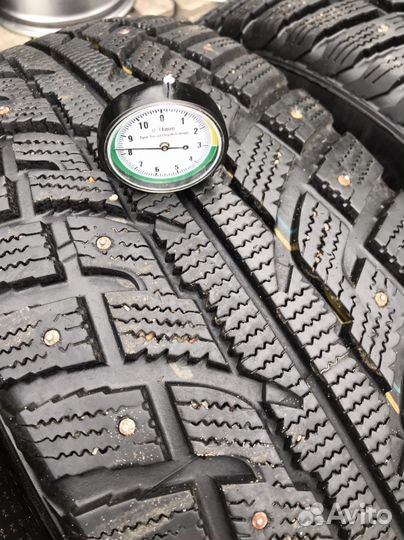 Kumho I'Zen RV Stud KC16 245/70 R16