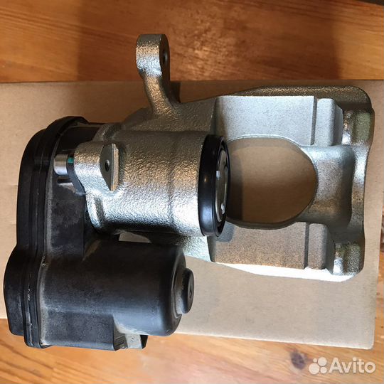 Суппорт тормозной Nissan X-trail т32 задний правый