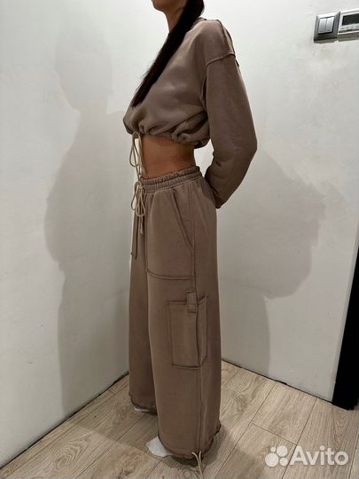 Спортивный костюм кроп свитшот + карго