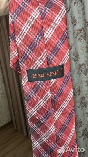 Фирменные новые галстуки